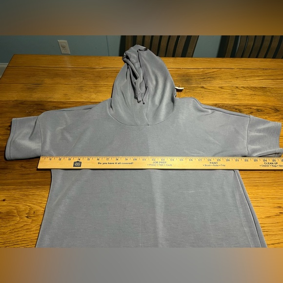 NWT Cable & Gauge Hoodie Tunic Dress Top Short Sleeve Size Medium - Picture 2 of 9